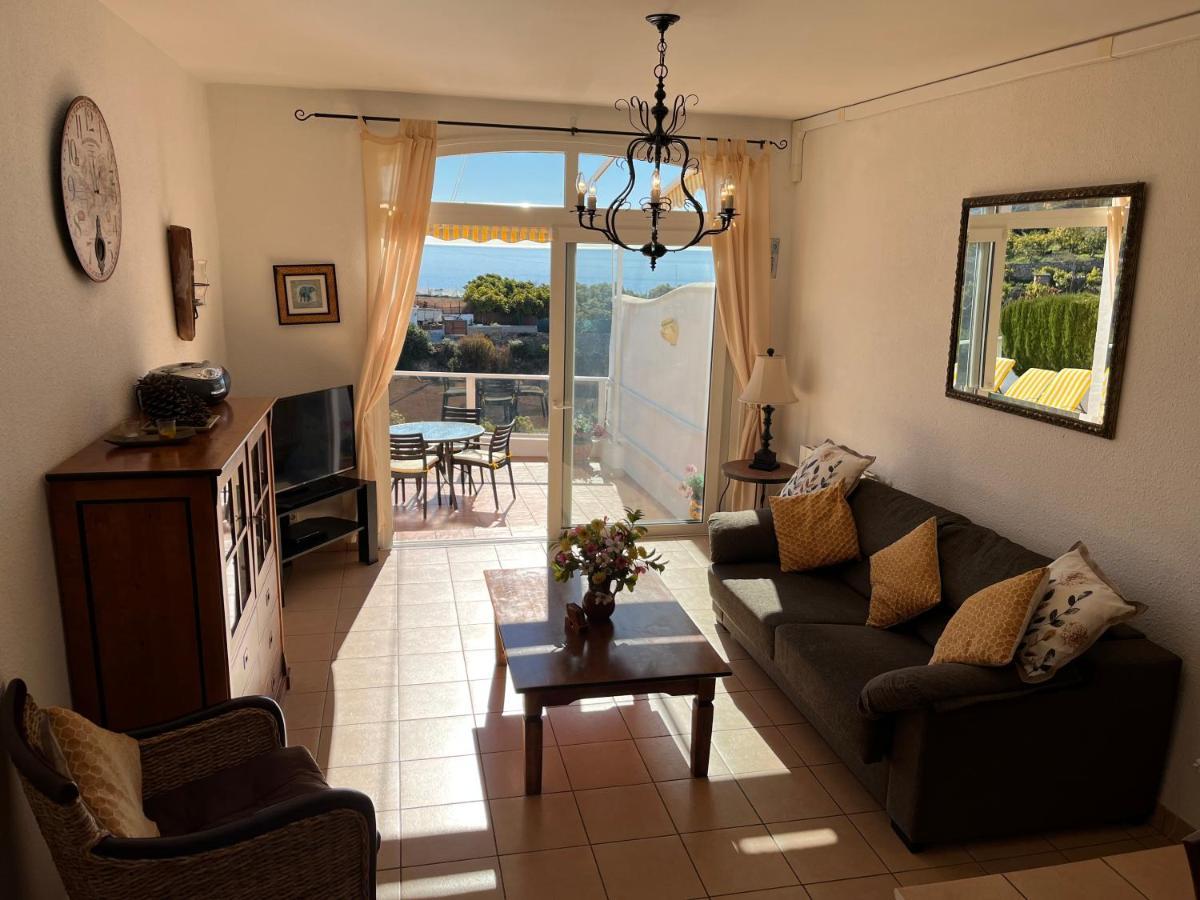 Delightful Burriana House With Magnificent Beach & Sea Views. Nerja Buitenkant foto