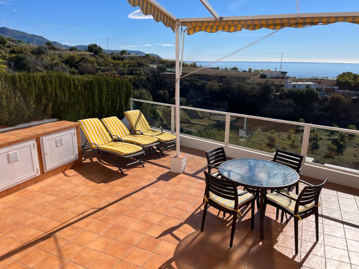 Delightful Burriana House With Magnificent Beach & Sea Views. Nerja Buitenkant foto