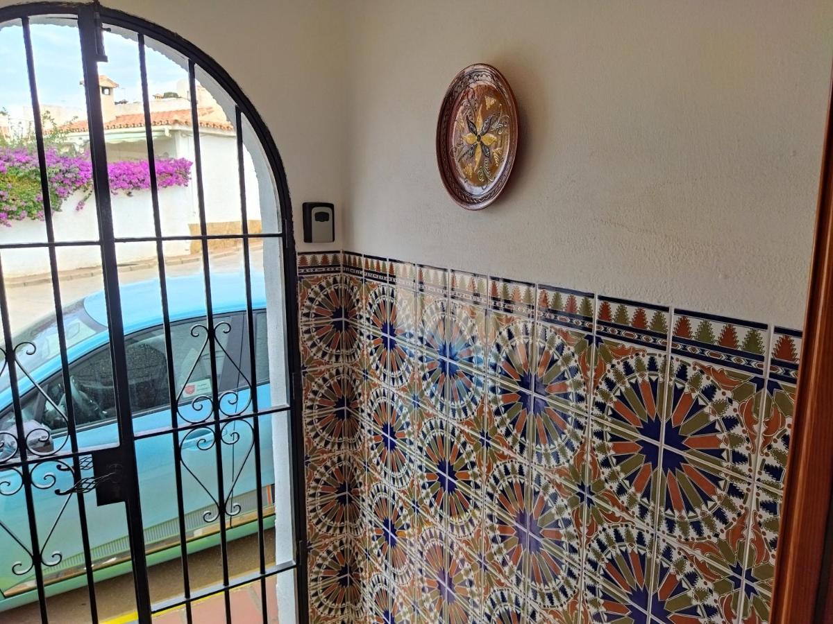 Delightful Burriana House With Magnificent Beach & Sea Views. Nerja Buitenkant foto